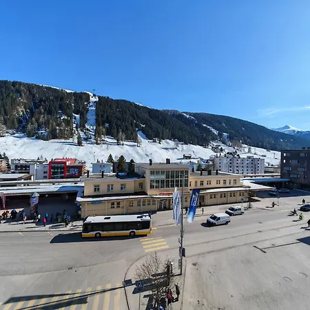 4 115m2 Gartenwohnung An Der Jakobshorn Talstation Neben Wander- Und Mountainbikeparadise Appartement *