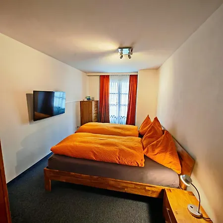 4 115m2 Gartenwohnung An Der Jakobshorn Talstation Neben Wander- Und Mountainbikeparadise Appartement