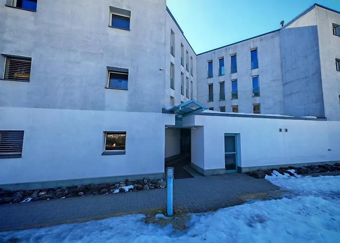 Fuer 8 Pers Neben Talstation Jakobshorn Skipiste 3 Schlafzimmer Privater Garten Vollausgestattete Kueche *