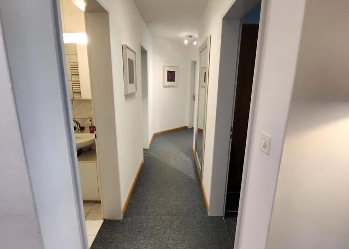 Fuer 8 Pers Neben Talstation Jakobshorn Skipiste 3 Schlafzimmer Privater Garten Vollausgestattete Kueche Appartement