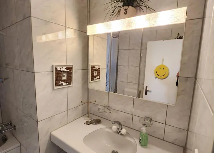 Fuer 8 Pers Neben Talstation Jakobshorn Skipiste 3 Schlafzimmer Privater Garten Vollausgestattete Kueche Appartement Davos