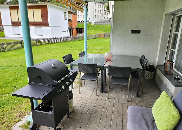 Fuer 8 Pers Neben Talstation Jakobshorn Skipiste 3 Schlafzimmer Privater Garten Vollausgestattete Kueche Appartement *