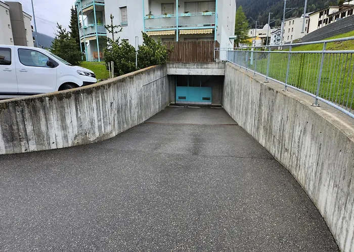 Für 8 Pers Neben Talstation Jakobshorn Und Bolgen 3 Schlafzimmer Privater Garten Vollausgestattete Küche Davos