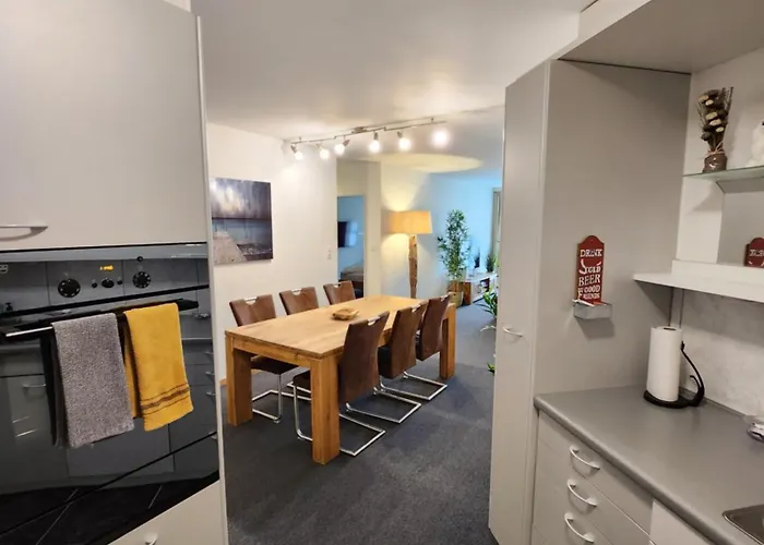 Für 8 Pers Neben Talstation Jakobshorn Und Bolgen 3 Schlafzimmer Privater Garten Vollausgestattete Küche Apartamento *