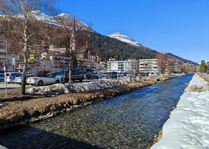 Für 8 Pers Neben Talstation Jakobshorn Und Bolgen 3 Schlafzimmer Privater Garten Vollausgestattete Küche Davos